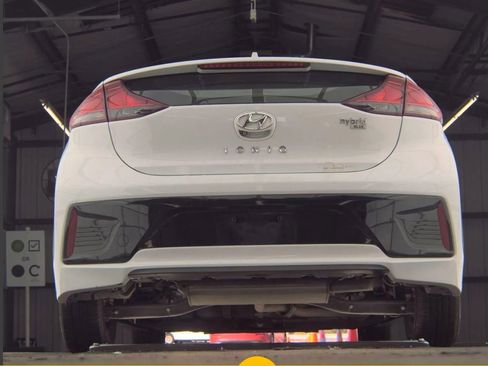 Used 2019 Hyundai Ioniq Blue image 5