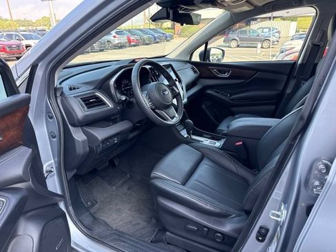 Used 2025 Subaru Ascent Touring w/ Popular Package #2 AWD/4WD image 10