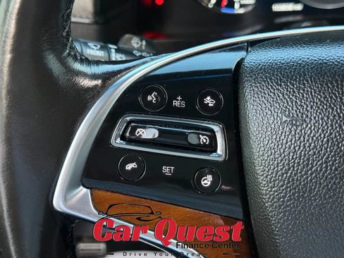 Used 2016 Cadillac Escalade Luxury AWD/4WD image 38