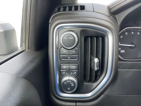 Used 2022 GMC Sierra 2500 SLE w/ SLE Convenience Package AWD/4WD image 32