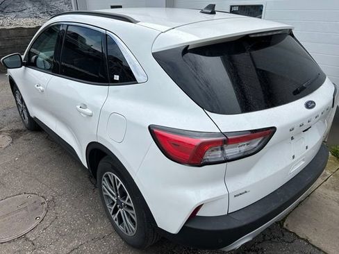 Certified 2020 Ford Escape SEL FWD image 4