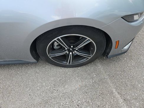 Used 2024 Ford Mustang Premium RWD image 10