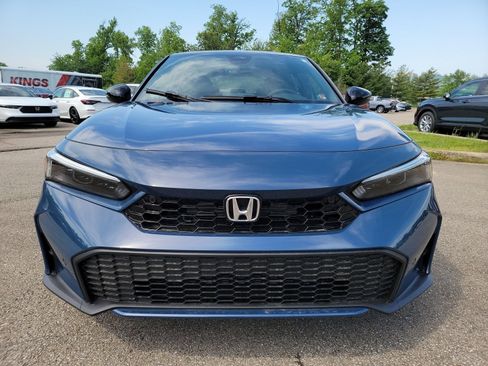 Used 2025 Honda Civic Sport Touring image 2
