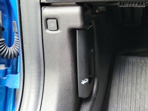 Used 2019 Alfa Romeo Giulia Ti w/ TI Performance Package image 31