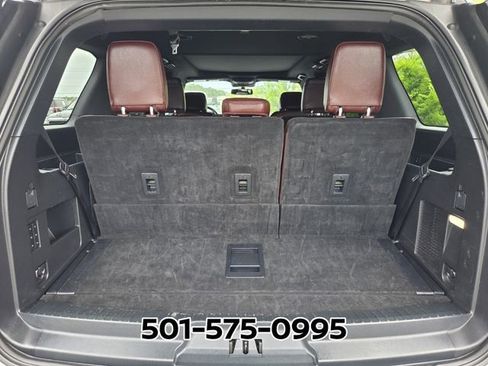 Used 2024 Ford Expedition Limited AWD/4WD image 19