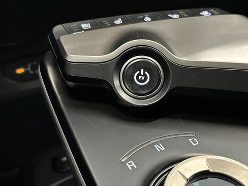 New 2025 Kia EV6 Wind image 19