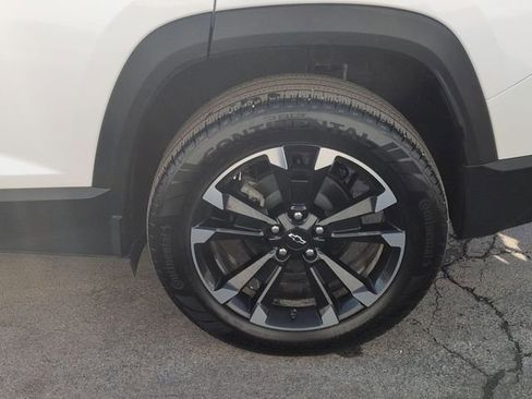 Used 2025 Chevrolet Equinox RS w/ Convenience Package III image 34