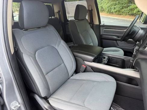 Used 2019 RAM 1500 Big Horn AWD/4WD image 32