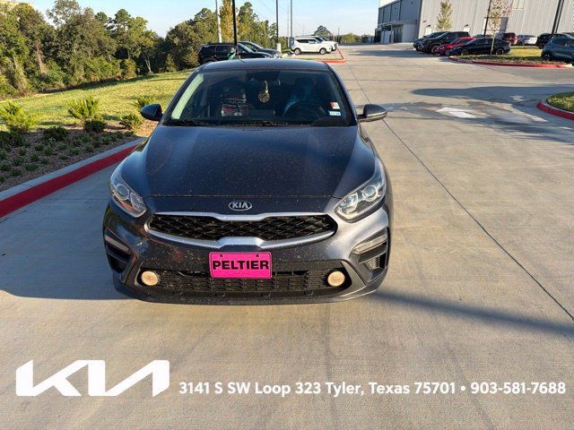 Used 2020 Kia Forte Sedan FWD image 2