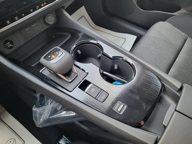 Used 2026 Nissan Rogue SV FWD image 21