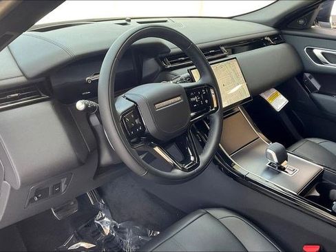 New 2026 Land Rover Range Rover Velar Dynamic SE image 7