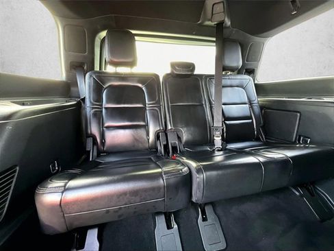 Used 2020 Lincoln Navigator Reserve w/ Equipment Group 208A Reserve image 30
