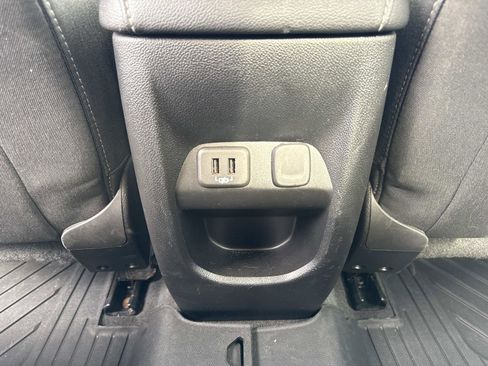 Used 2020 Chevrolet Colorado LT w/ Safety Package image 30