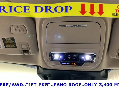 Used 2024 Lincoln Corsair AWD w/ Equipment Group 101A image 43