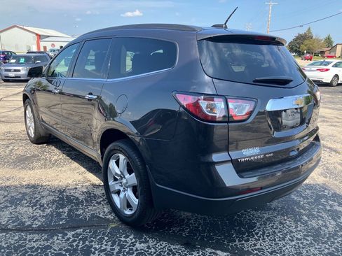 Used 2017 Chevrolet Traverse LT w/ Style and Technology Package AWD/4WD image 5
