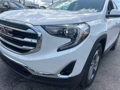 Used 2020 GMC Terrain SLT w/ Preferred Package FWD image 9