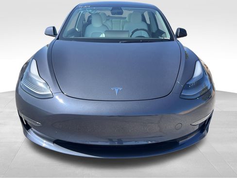 Used 2023 Tesla Model 3 Standard Range RWD image 2