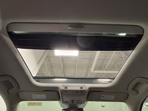 New 2026 Volkswagen Jetta SEL image 5