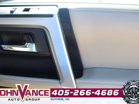 Used 2024 Toyota 4Runner SR5 Premium w/ Moonroof Package image 16