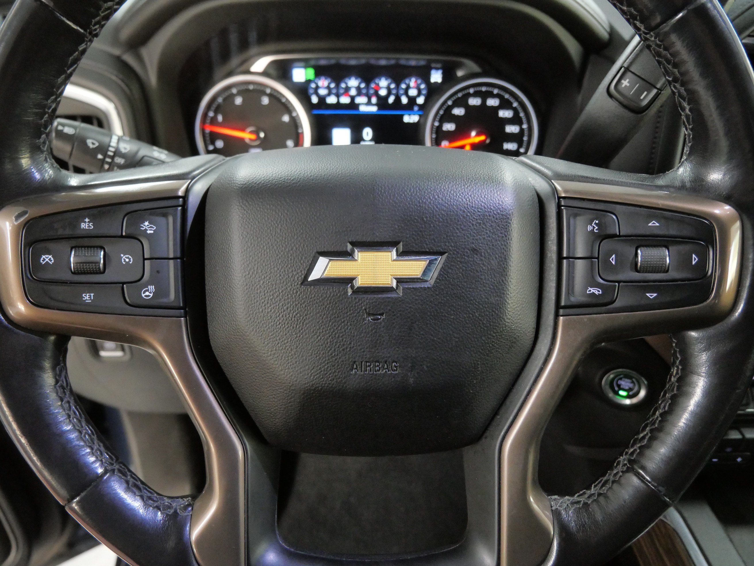 Used 2022 Chevrolet Silverado 3500 High Country w/ Z71 Off-Road Package AWD/4WD image 25