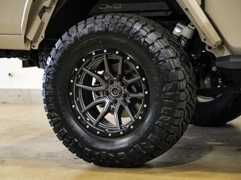 Used 2025 Jeep Gladiator Rubicon w/ Safety Group image 32