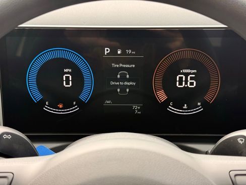New 2026 Hyundai Santa Cruz SE FWD image 12