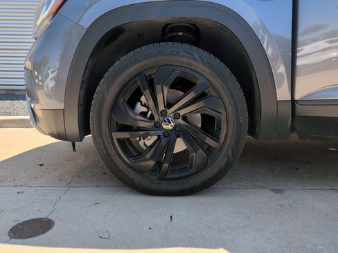 Used 2021 Volkswagen Atlas SE AWD/4WD image 12