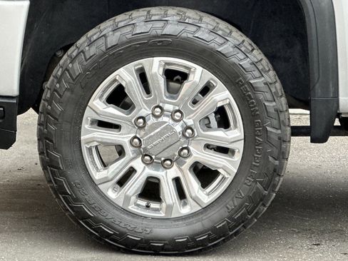 Used 2022 GMC Sierra 3500 Denali w/ Technology Package image 27