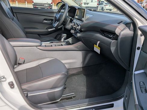 New 2025 Nissan Sentra SR w/ SR Premium Package image 22