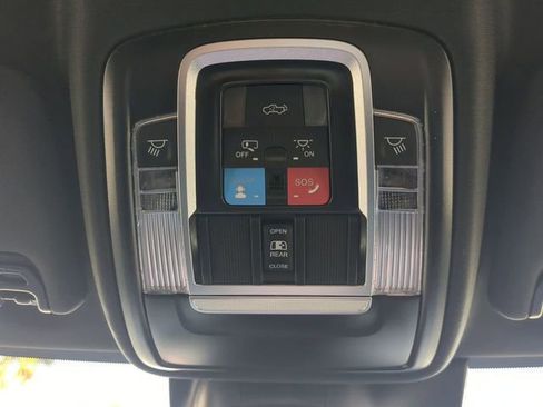 New 2026 RAM 2500 Laramie AWD/4WD image 23