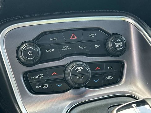 Used 2019 Dodge Challenger GT w/ Plus Package RWD image 13