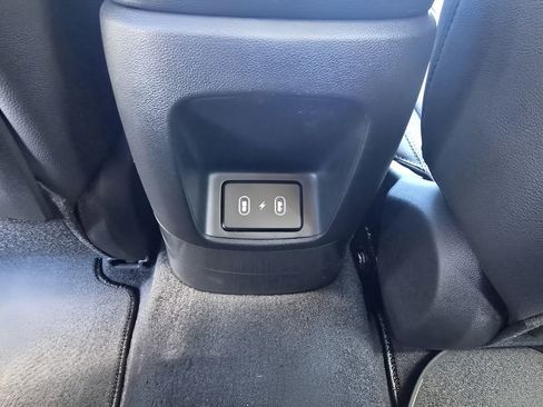 New 2026 Hyundai Elantra Limited image 28