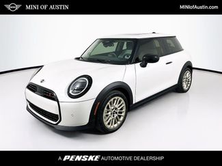 Certified 2025 MINI Cooper S image 1
