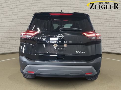 Certified 2023 Nissan Rogue SV AWD/4WD image 6