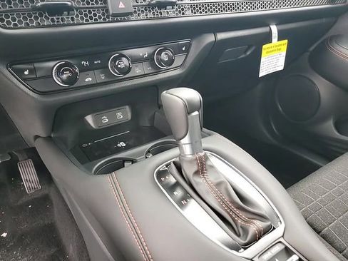 New 2026 Honda HR-V Sport image 17