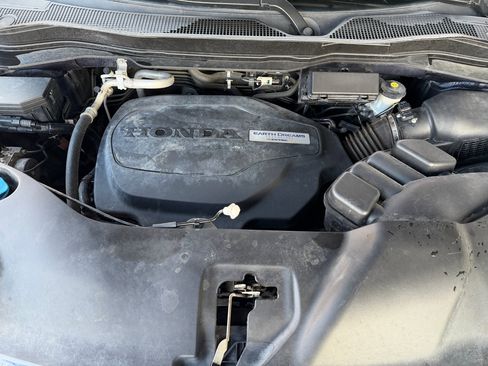 Used 2017 Honda Pilot EX image 16