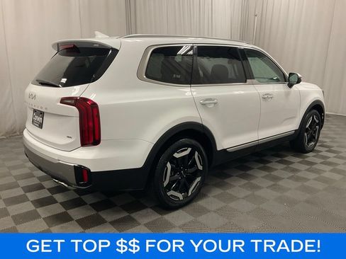 Used 2025 Kia Telluride S AWD/4WD image 3