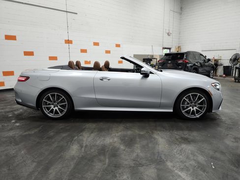 Used 2021 Mercedes-Benz E 450 4MATIC Cabriolet image 11
