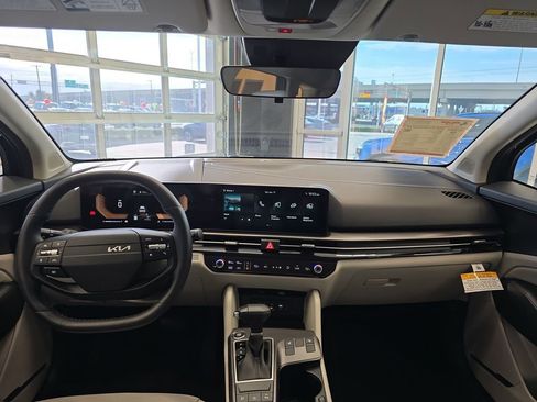 Used 2026 Kia Sportage EX image 16