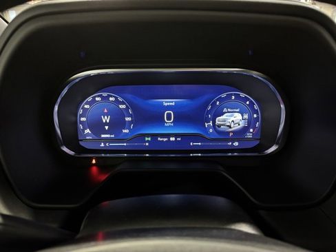 Used 2023 Chevrolet Tahoe High Country image 23