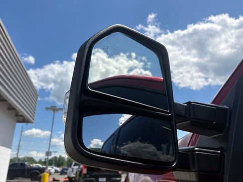 Used 2025 Ford F150 Lariat w/ Equipment Group 501A Mid AWD/4WD image 15