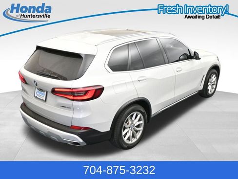 Used 2023 BMW X5 xDrive40i w/ Premium Package AWD/4WD image 25