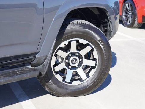 Certified 2024 Toyota 4Runner TRD Off-Road Premium image 8