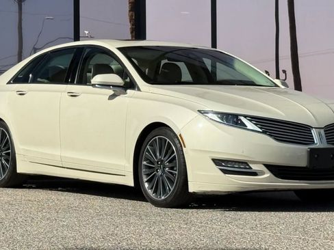 Used 2016 Lincoln MKZ Hybrid w/ Equipment Group 600A Reserve FWD image 17