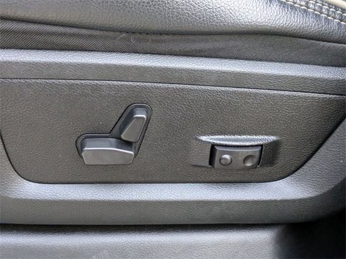 Used 2024 RAM 2500 Laramie image 21