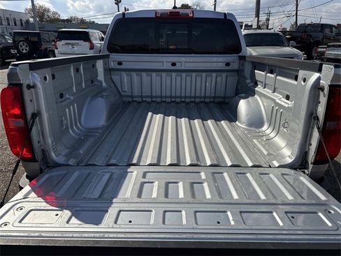 Used 2019 Chevrolet Colorado LT w/ LT Convenience Package image 10