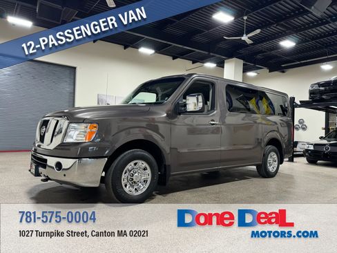 Used 2018 Nissan NV 3500 SL RWD image 1