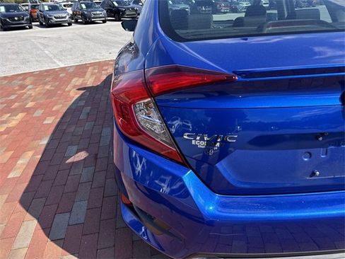 Used 2019 Honda Civic EX image 10