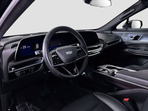 Used 2024 Cadillac Lyriq Tech w/ Driver Assist Package AWD/4WD image 10