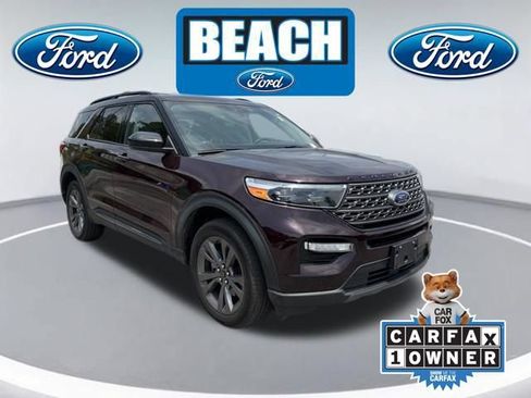 Used 2022 Ford Explorer XLT w/ Equipment Group 202A AWD/4WD image 1